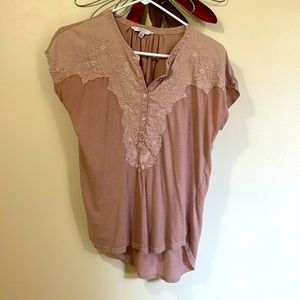 Lucky Brand Embroidered T-Shirt (Size Small)